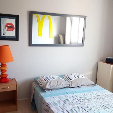 Chez Patrick Roujan Bed & Breakfast Luaran gambar
