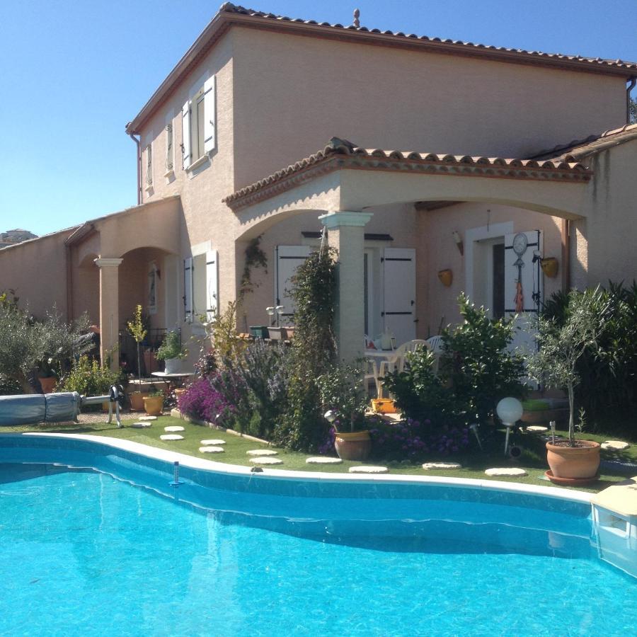 Chez Patrick Roujan Bed & Breakfast Luaran gambar