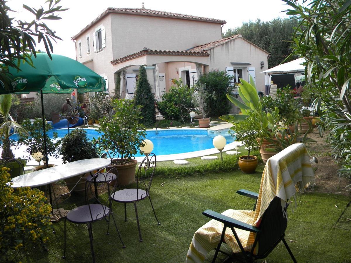 Chez Patrick Roujan Bed & Breakfast Luaran gambar