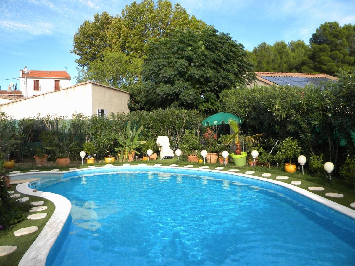 Chez Patrick Roujan Bed & Breakfast Luaran gambar