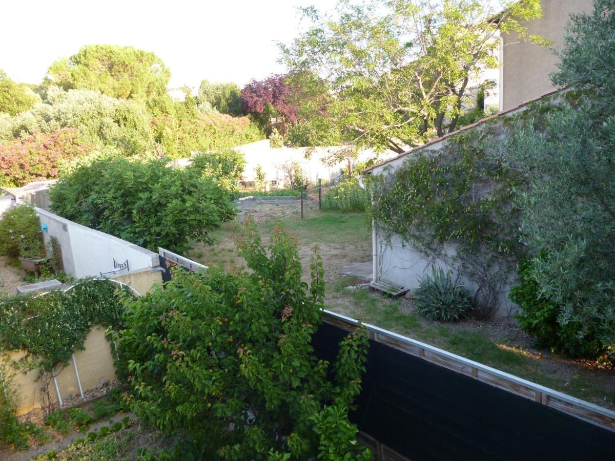 Chez Patrick Roujan Bed & Breakfast Luaran gambar