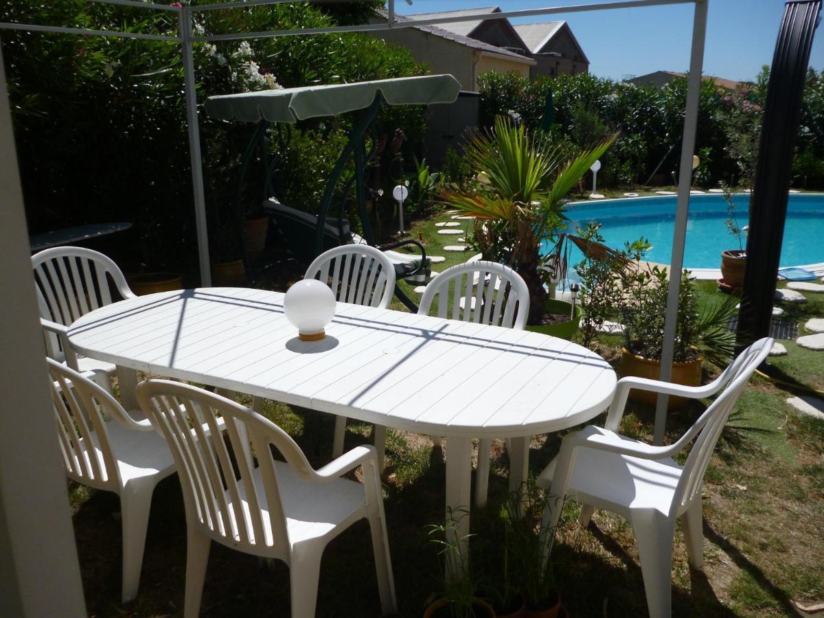 Chez Patrick Roujan Bed & Breakfast Luaran gambar