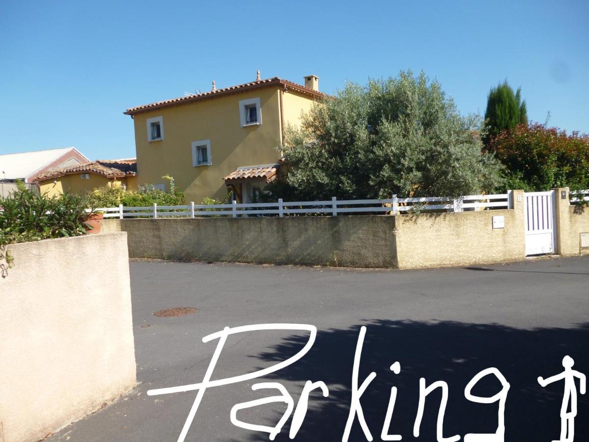Chez Patrick Roujan Bed & Breakfast Luaran gambar