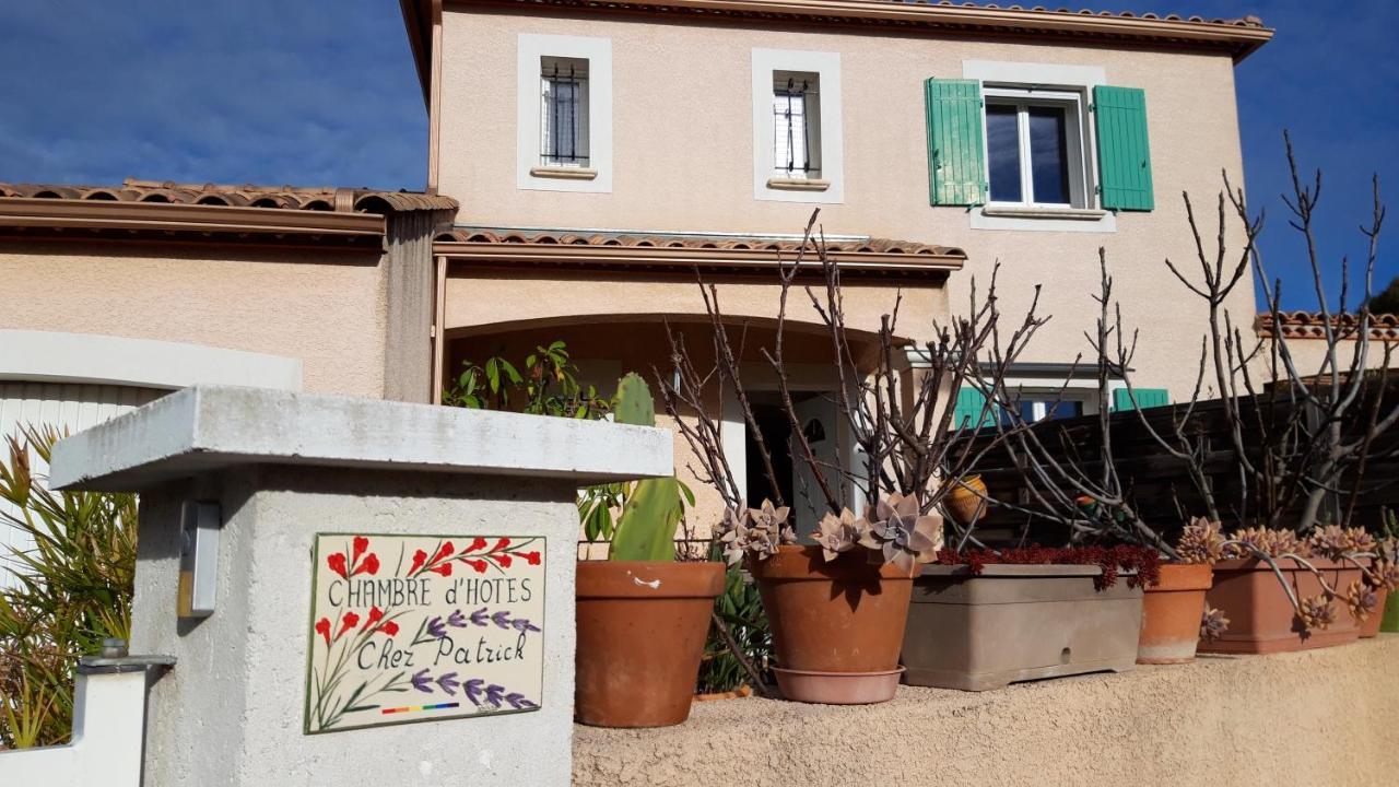 Chez Patrick Roujan Bed & Breakfast Luaran gambar